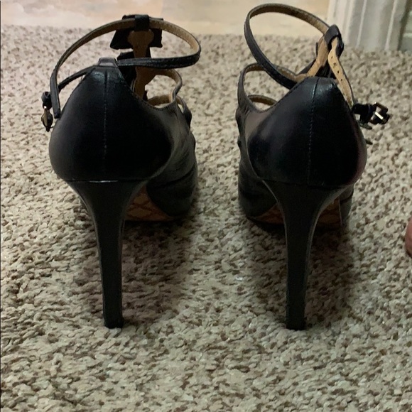 L.A.M.B - Picture 5 of 5